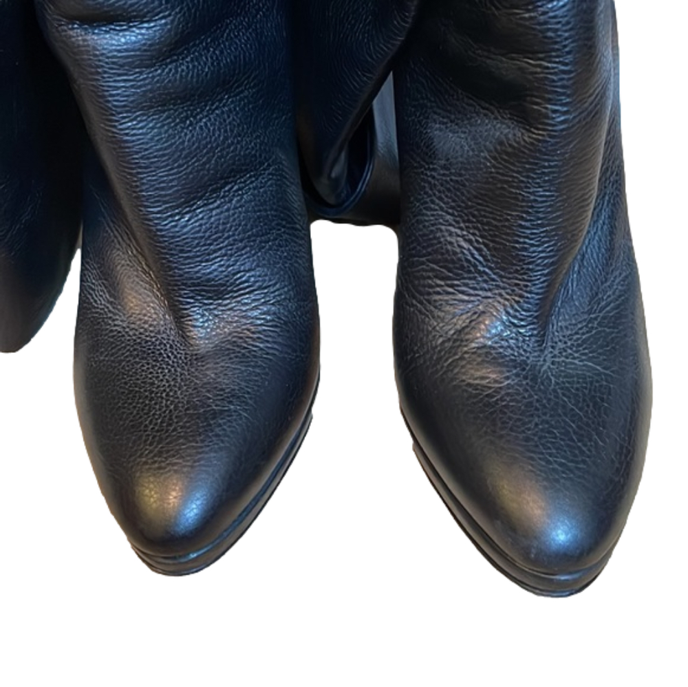 Boots - Picture 4 of 6